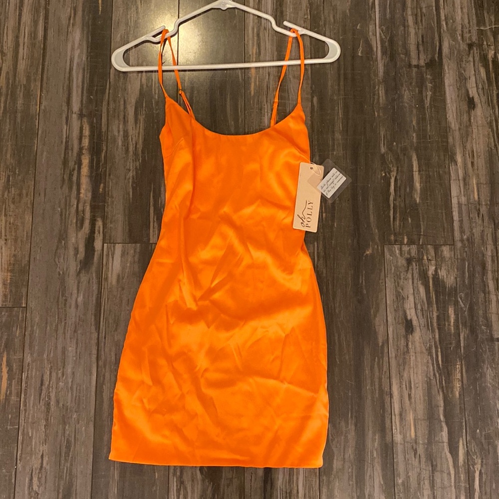 Oh Polly satin mini dress “Sittin pretty”